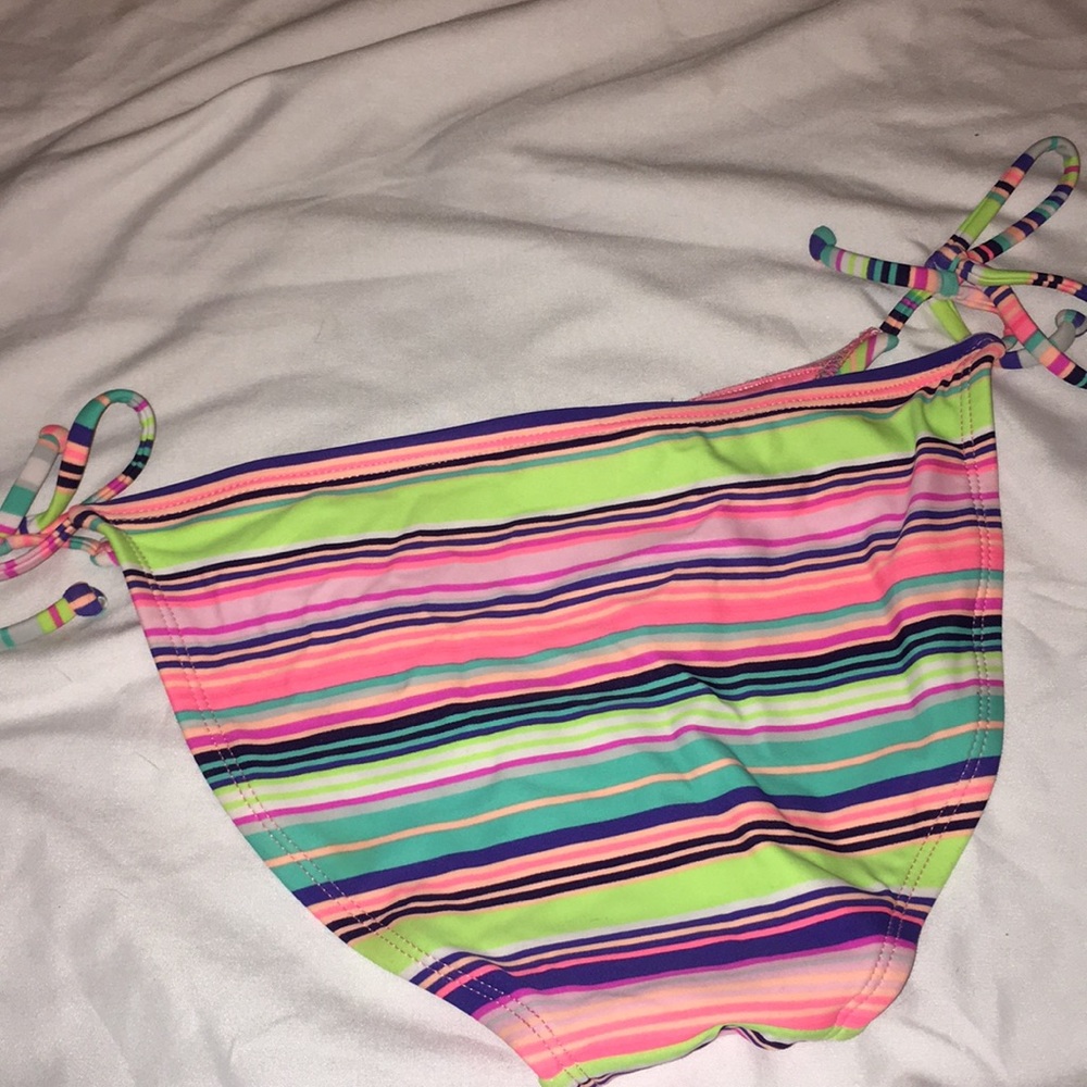 Bikini Bottom medium - Picture 2 of 3